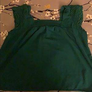 Green Old Navy shirt